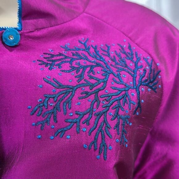 BUTTON-DOWN JACKET WITH EMBROIDERY. - Picture 2 of 9